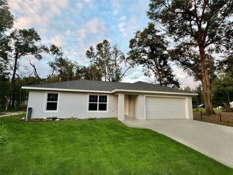 A home in DUNNELLON