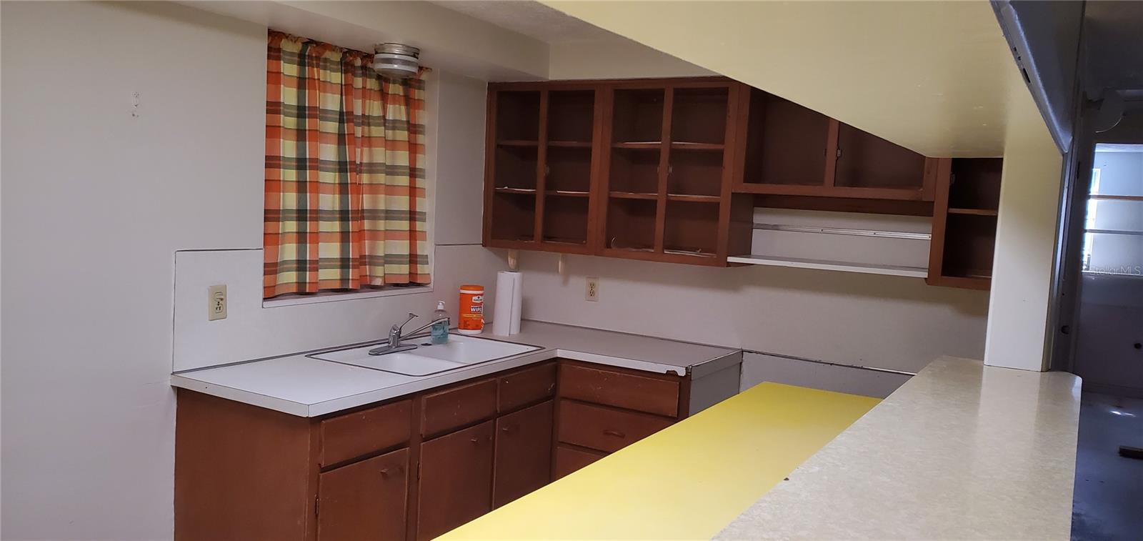 NEW PORT RICHEY CITY - Residential