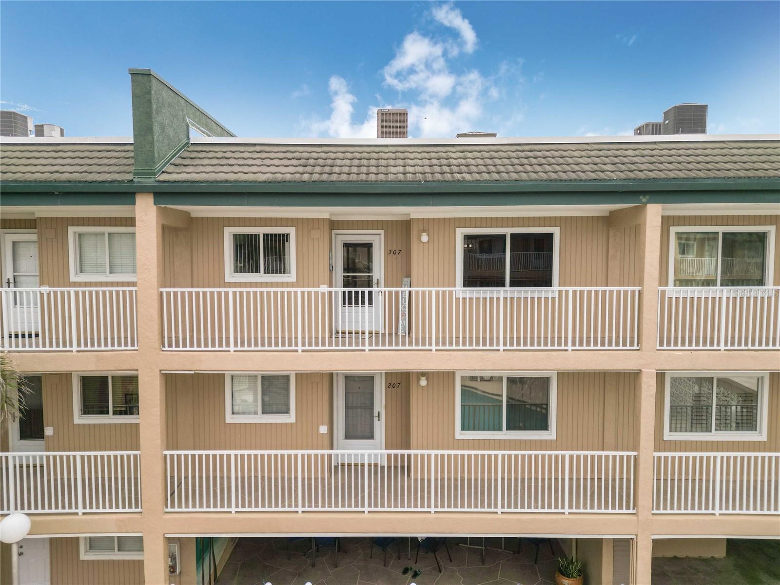 CHARLEVOI - Residential