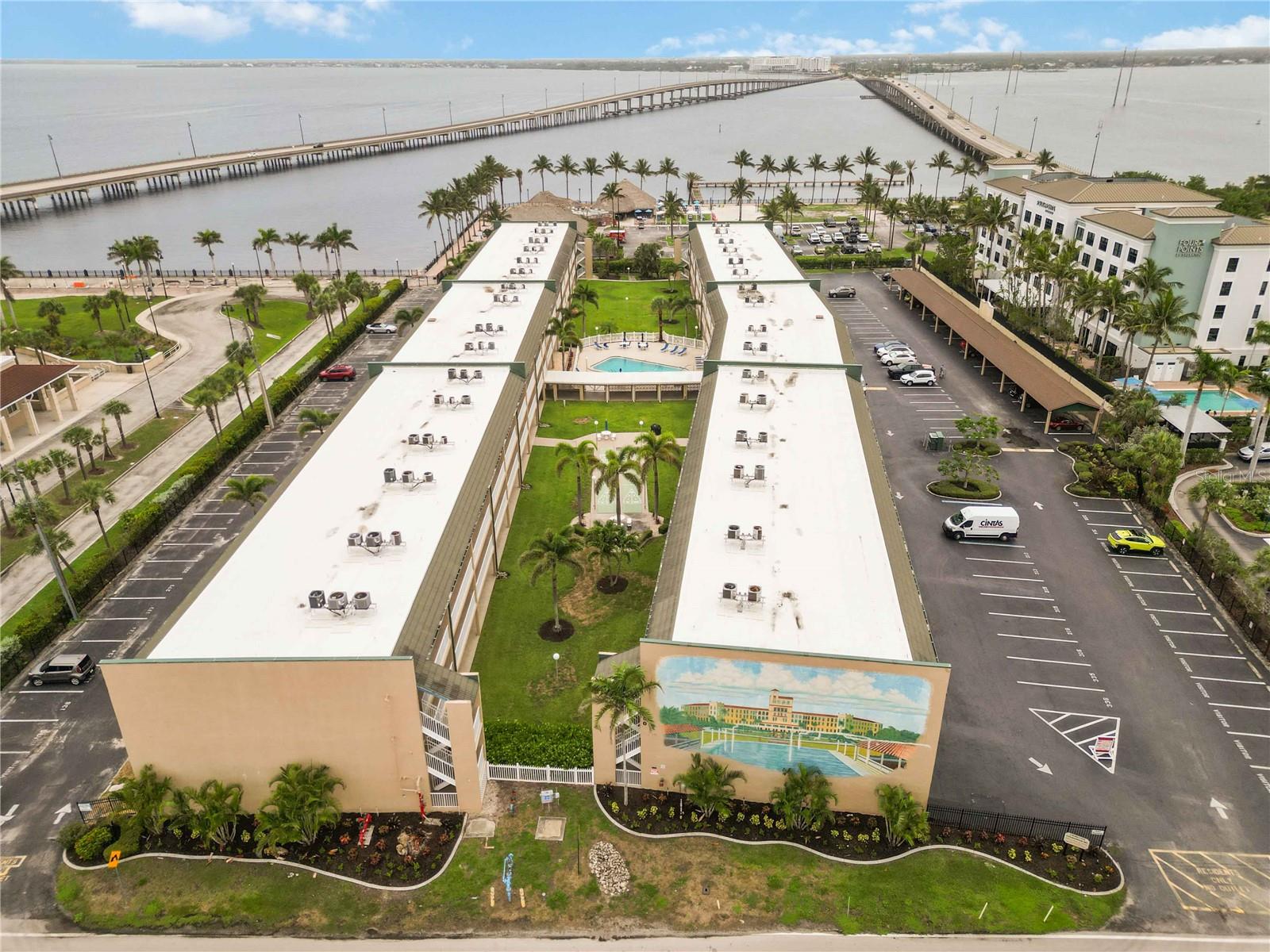 CHARLEVOI - Residential