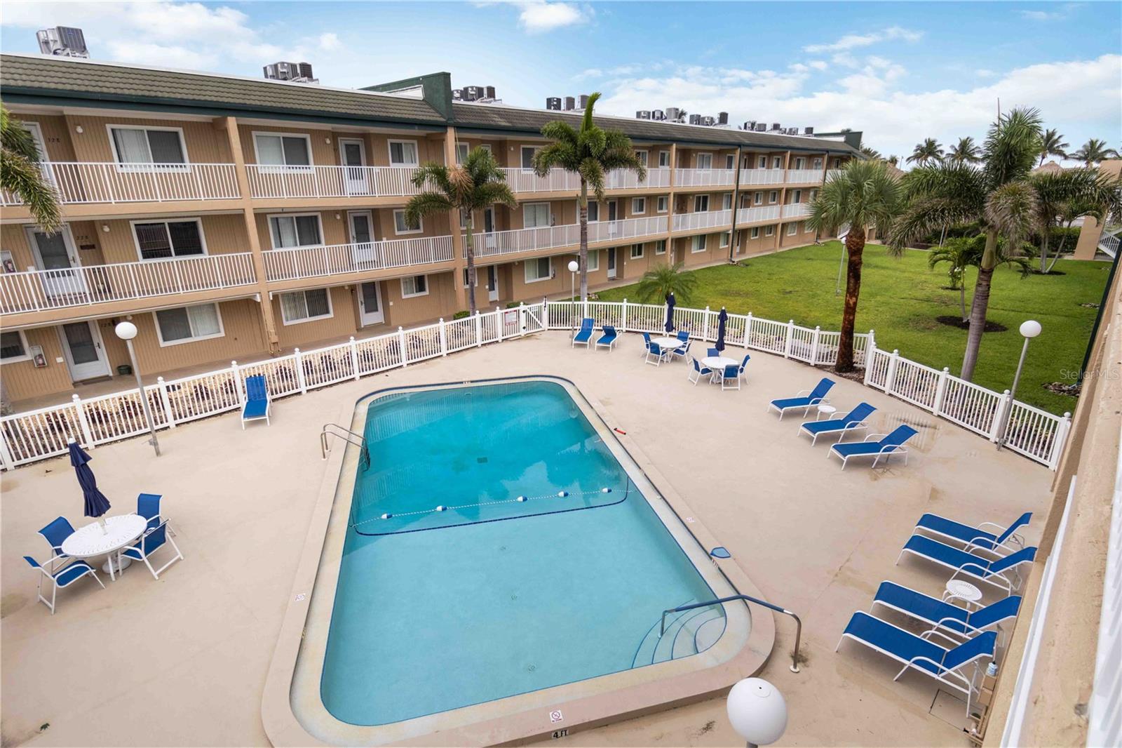 CHARLEVOI - Residential