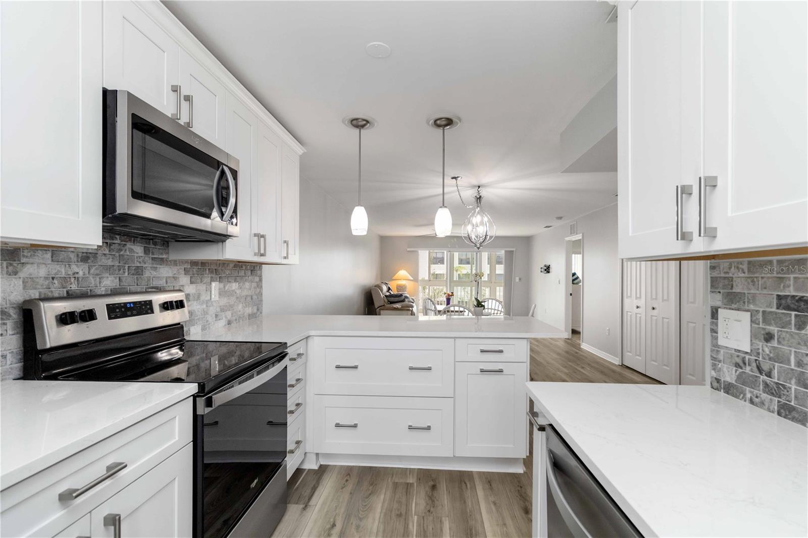 CHARLEVOI - Residential