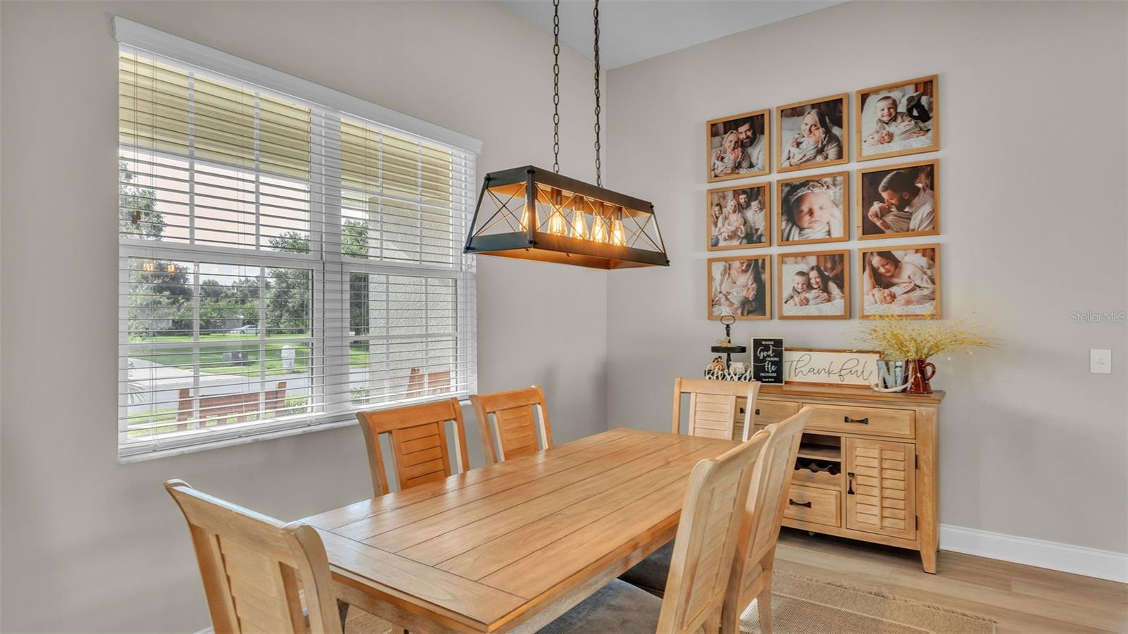 SQUARE LAKE PH 01 - Residential