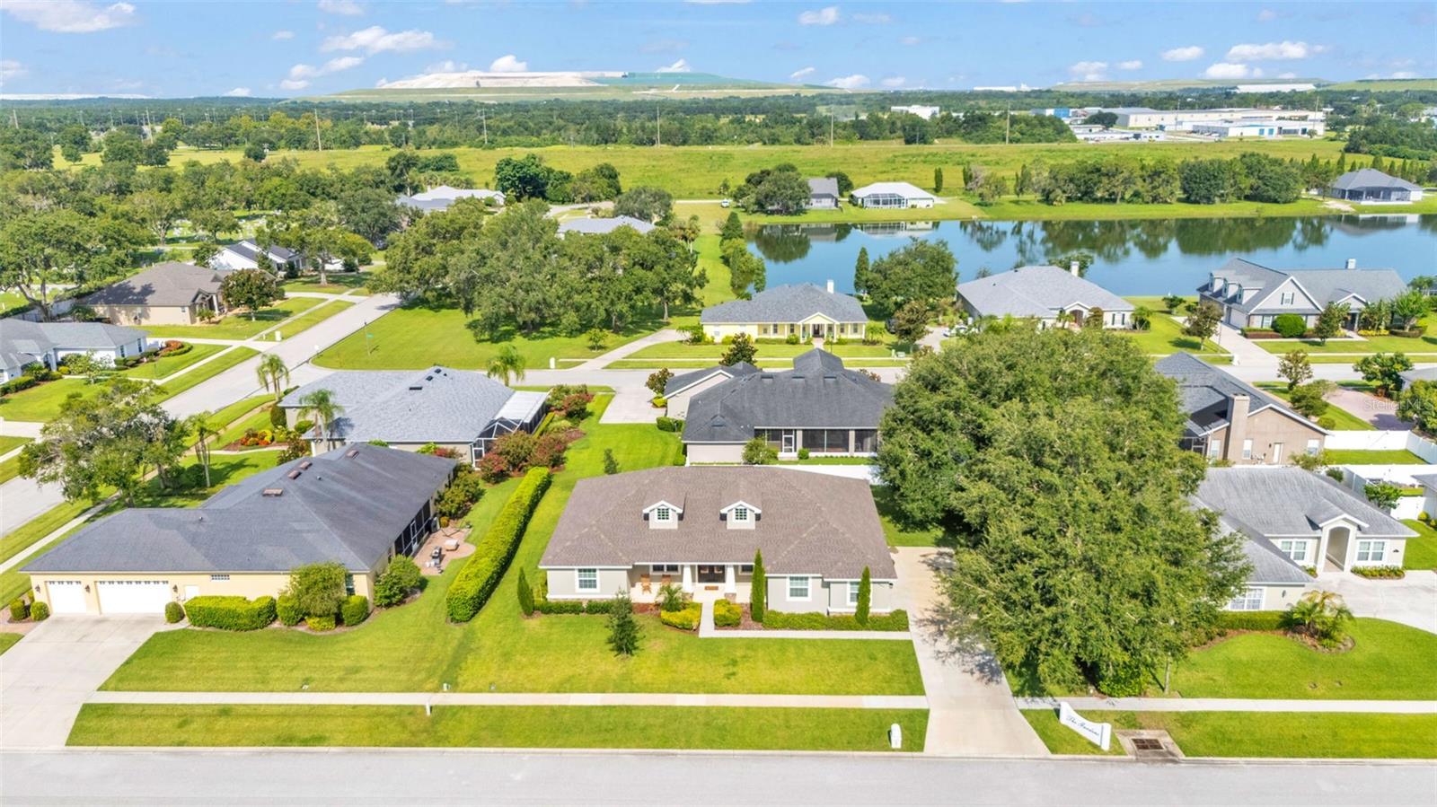 SQUARE LAKE PH 01 - Residential