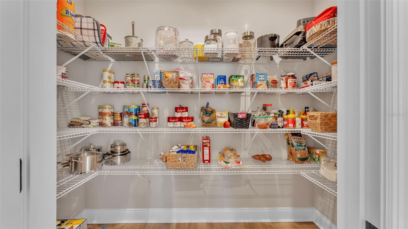 SQUARE LAKE PH 01 - Residential