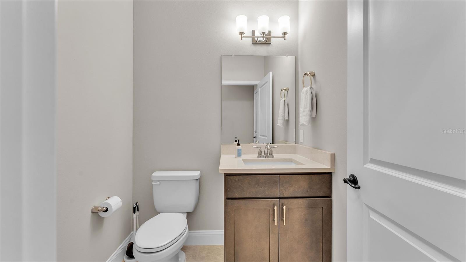 SQUARE LAKE PH 01 - Residential