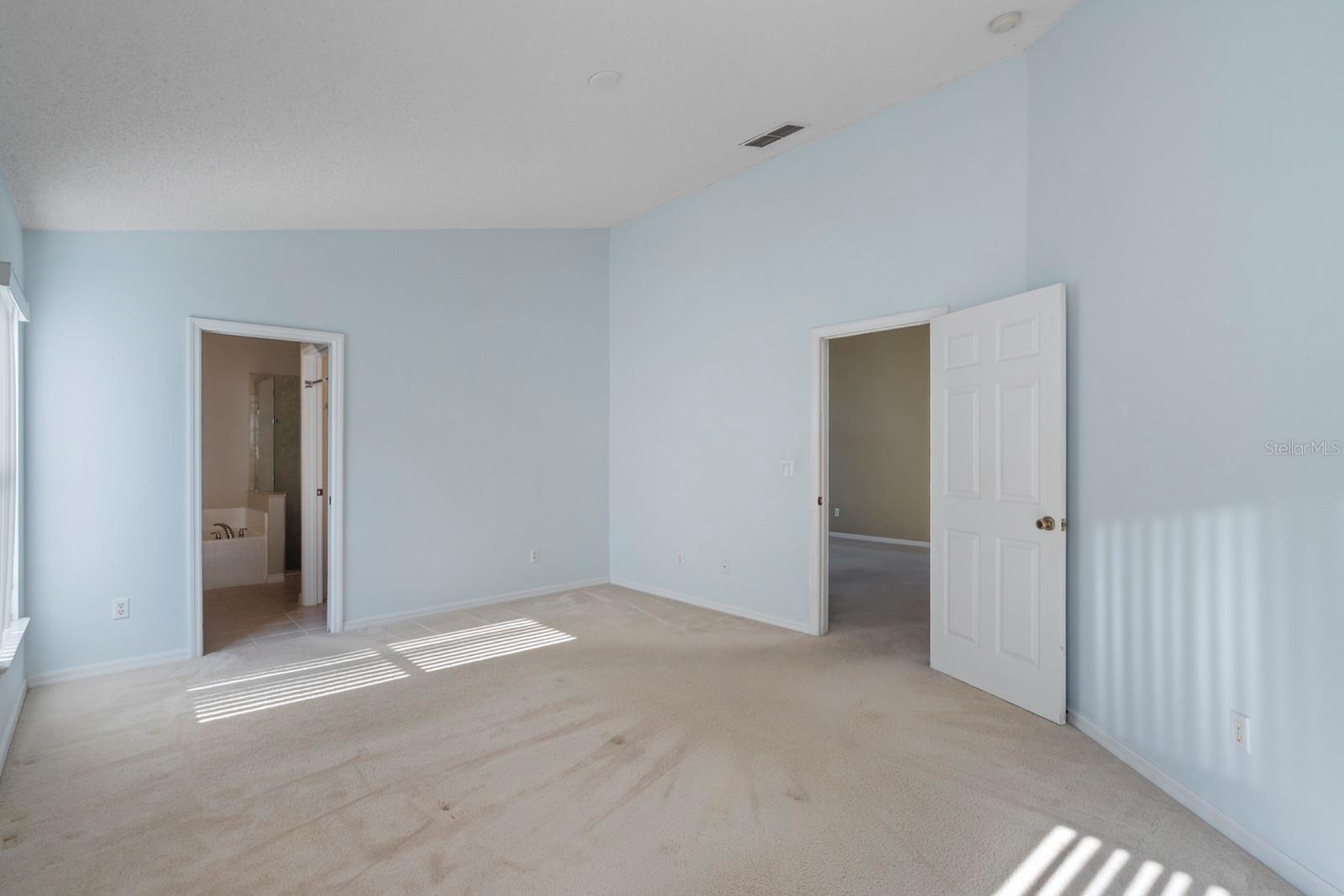 SANCTUARY PH 02 - Residential