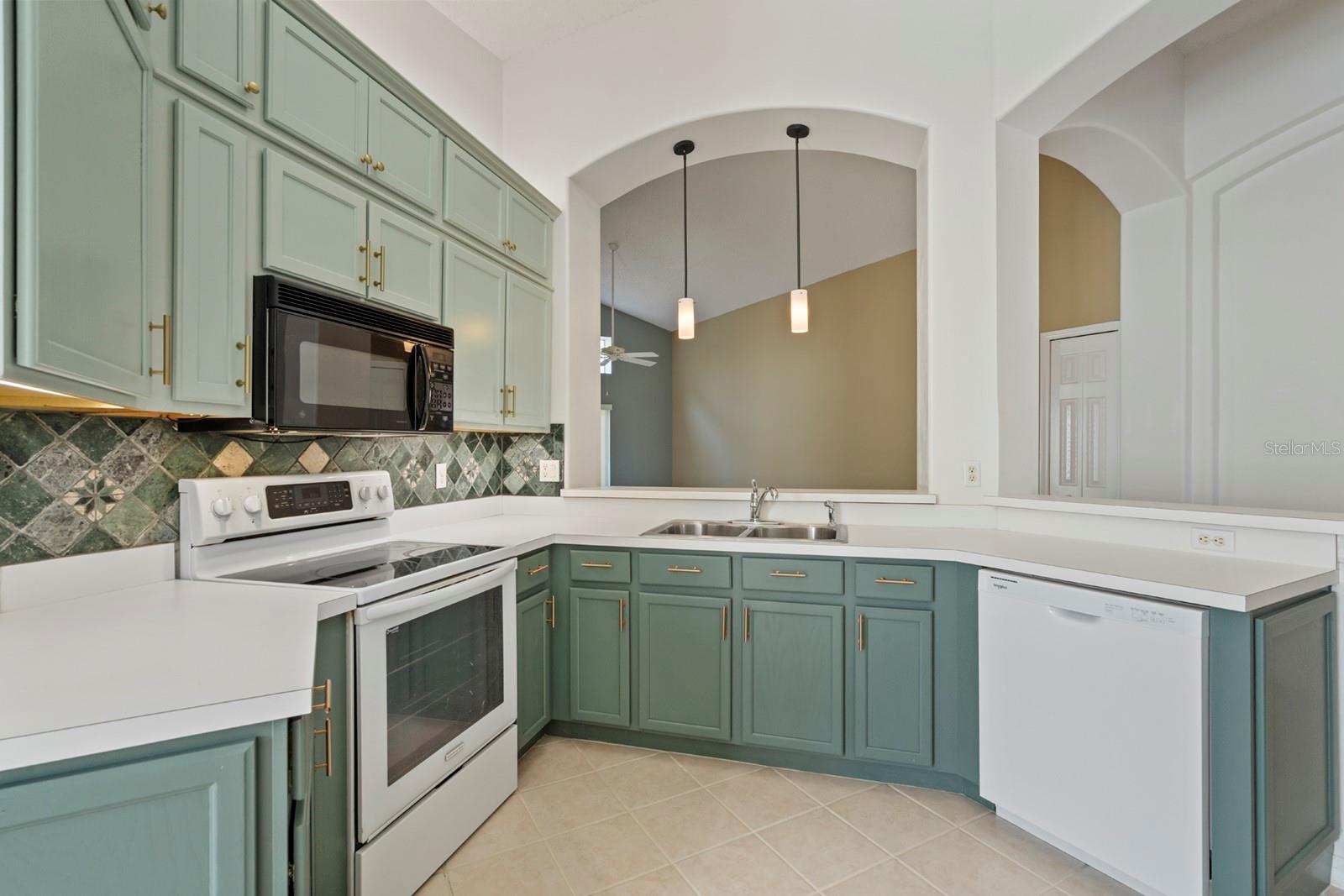 SANCTUARY PH 02 - Residential