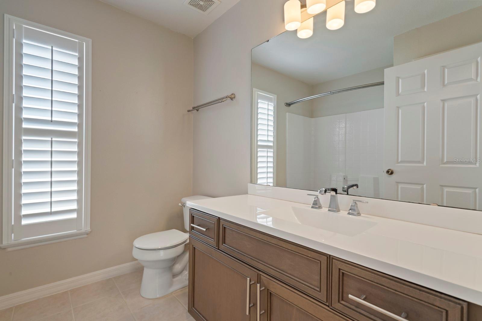 SANCTUARY PH 02 - Residential