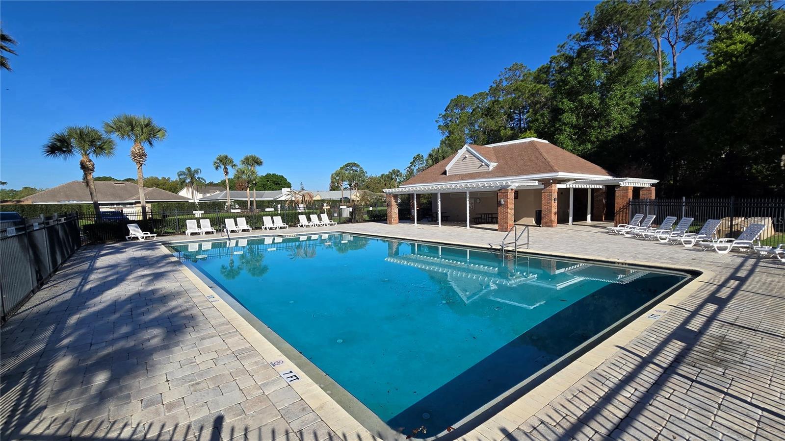 SANCTUARY PH 02 - Residential