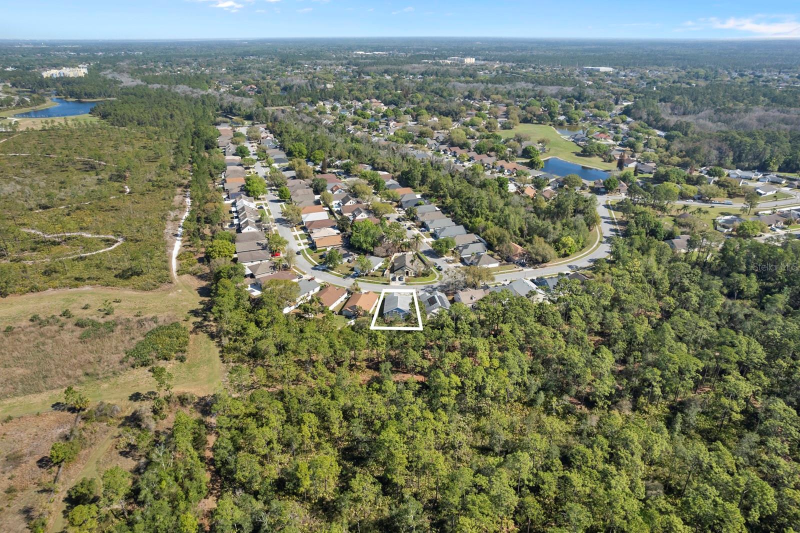 SANCTUARY PH 02 - Residential