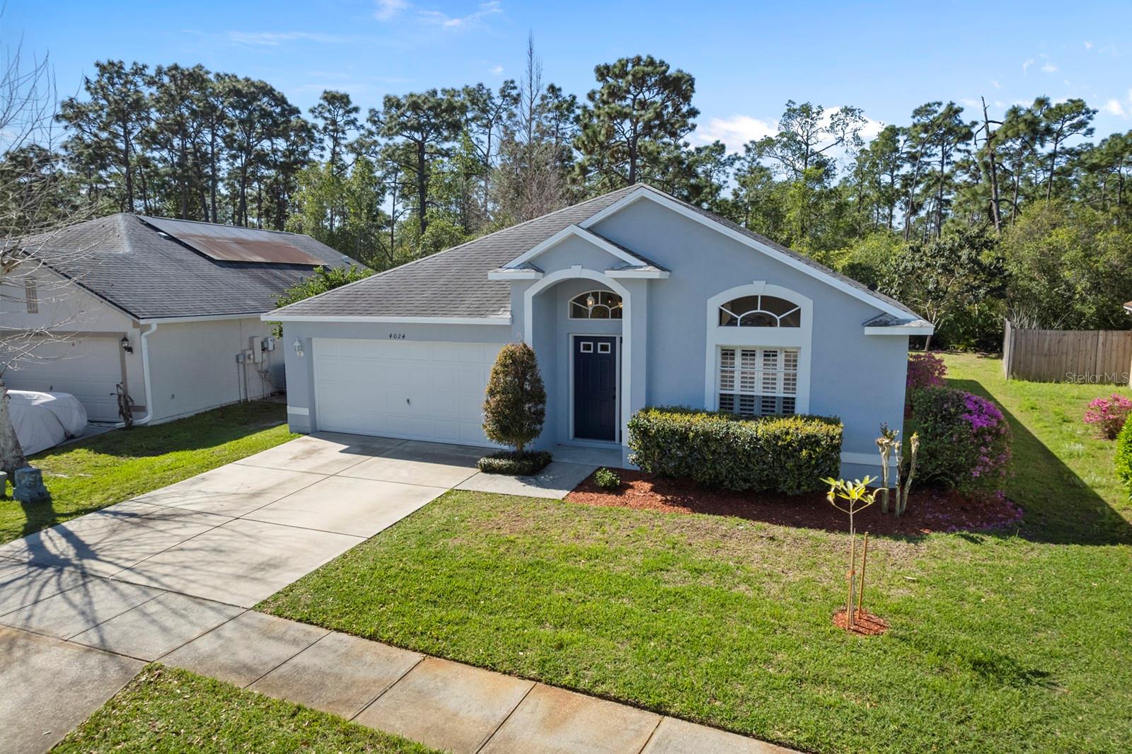 SANCTUARY PH 02 - Residential