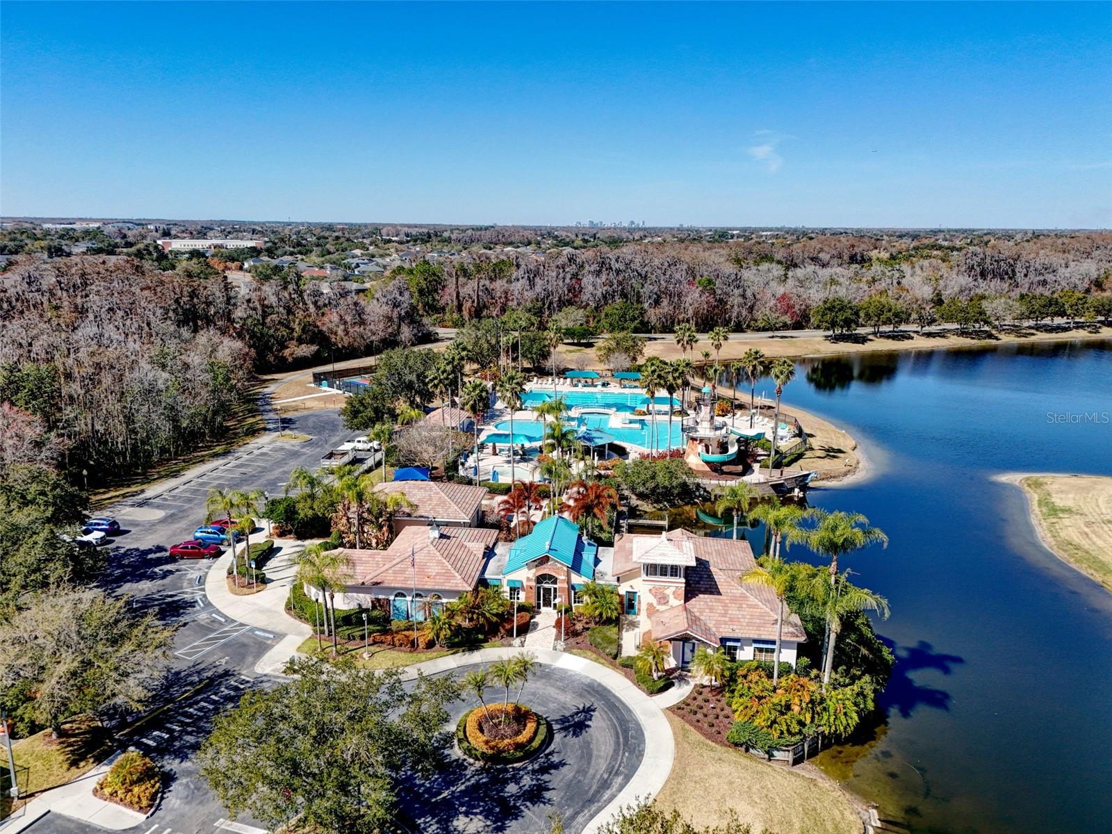 CENTRAL PK/LEE VISTA - Residential