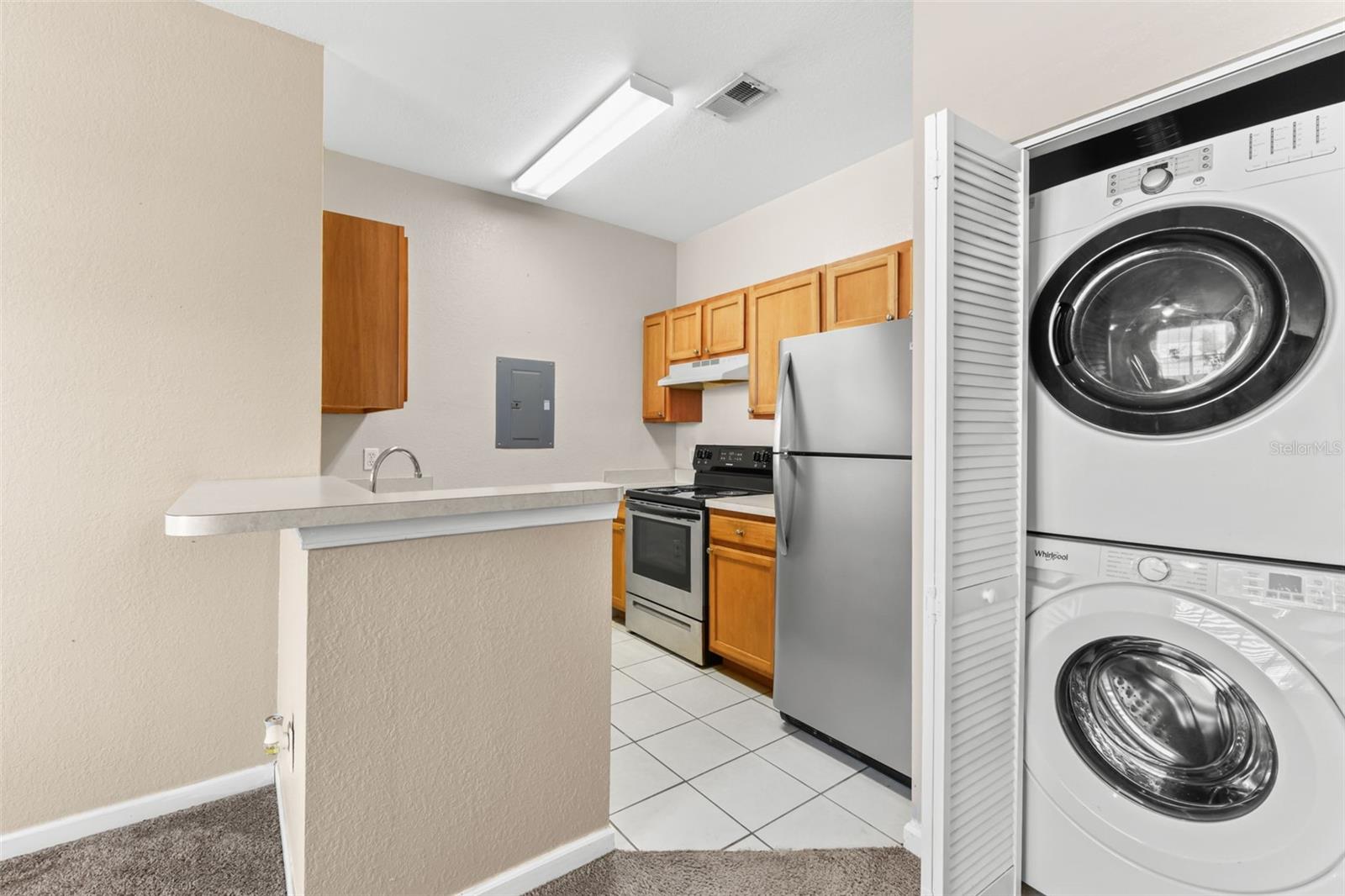 CENTRAL PK/LEE VISTA - Residential