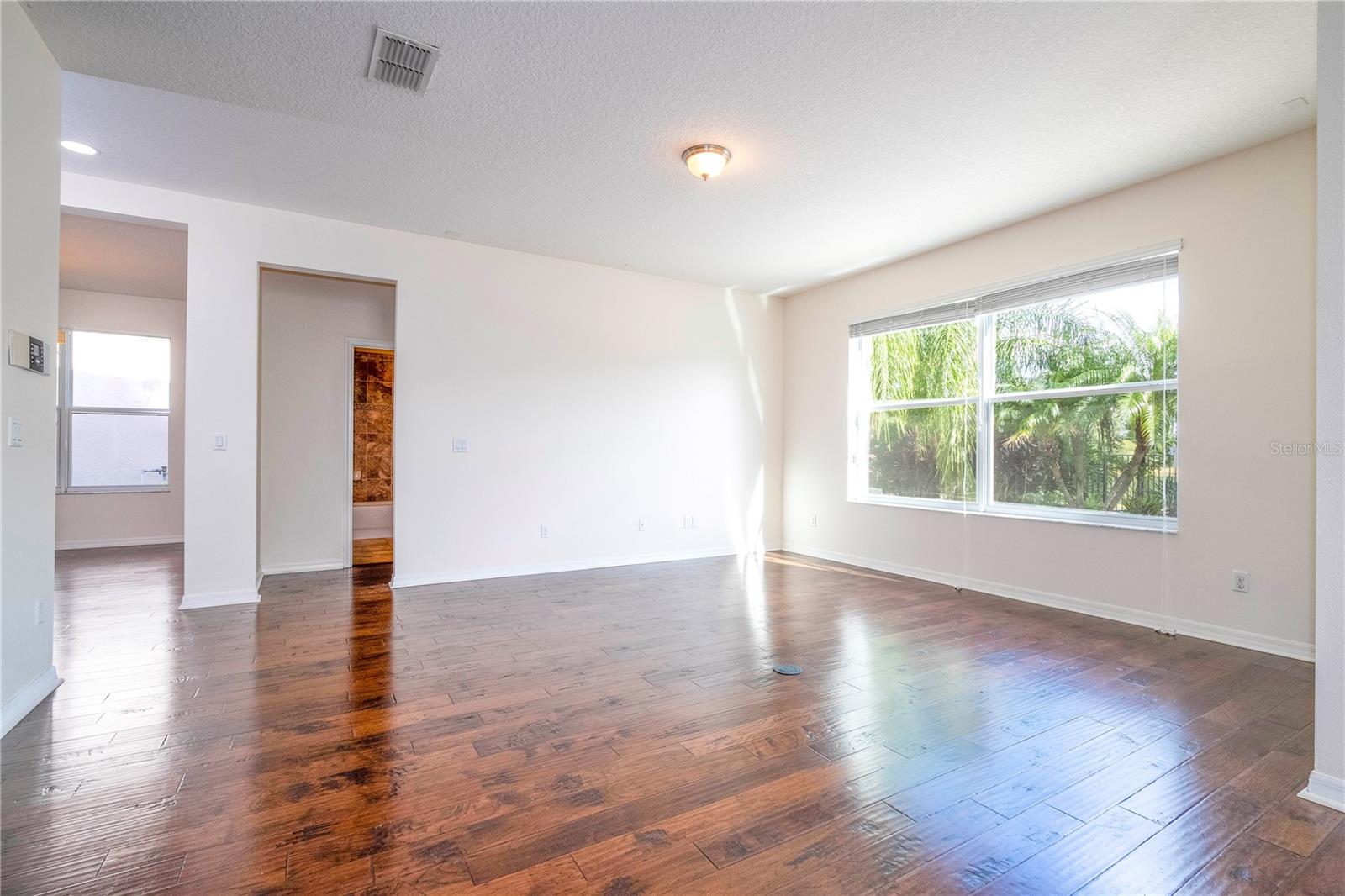 WOODLAND LAKES PRESERVE UN PH 03 - Residential