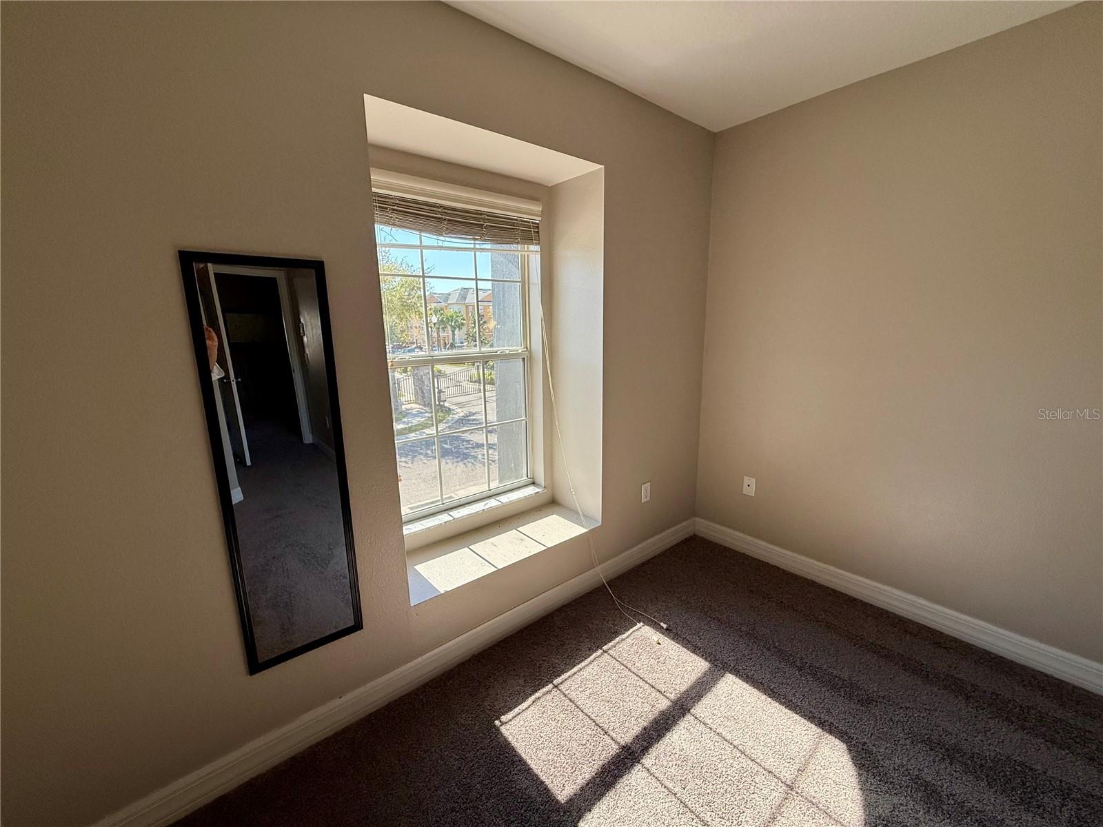 AMBER POINTE - Residential Lease