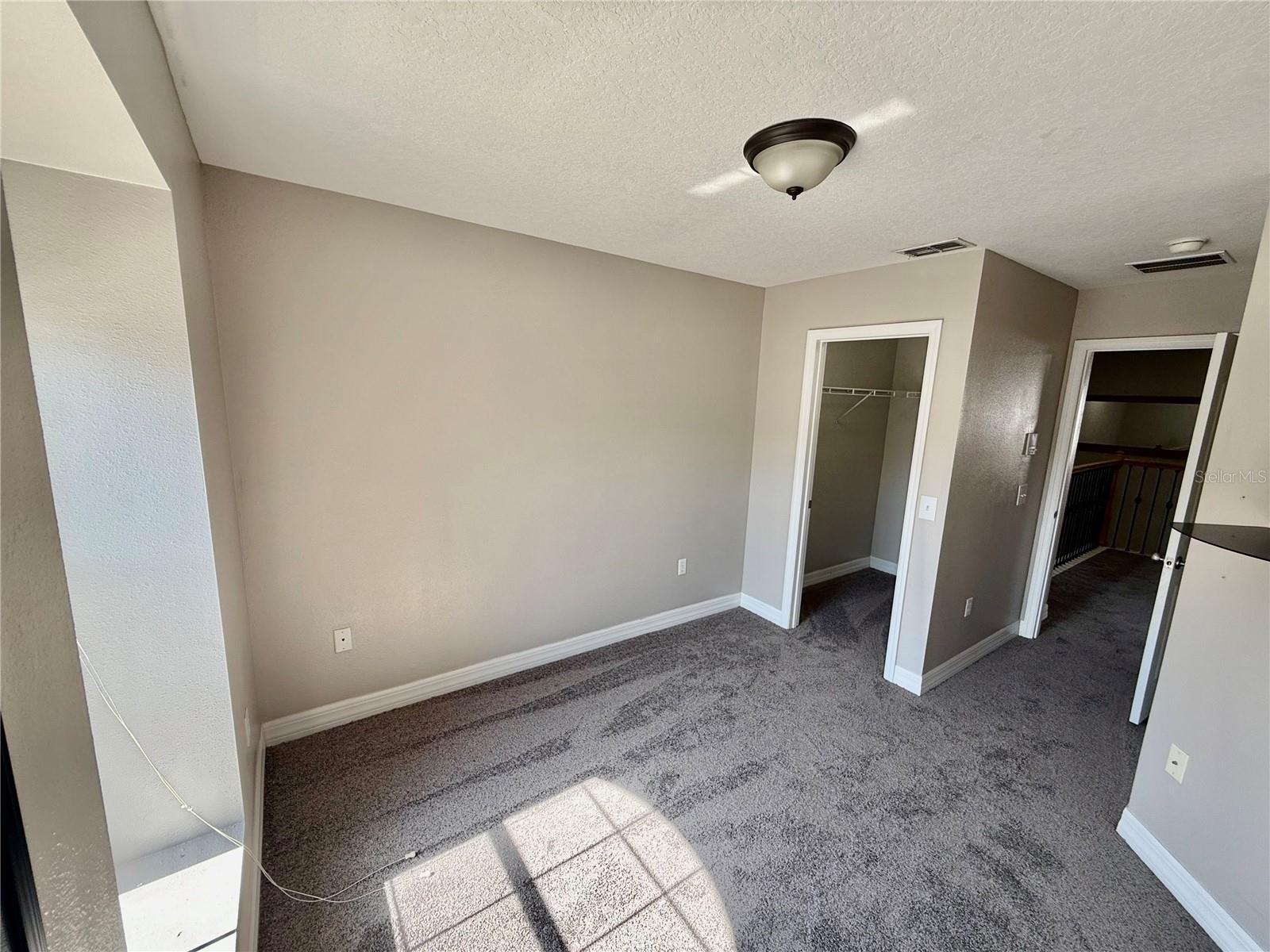 AMBER POINTE - Residential Lease