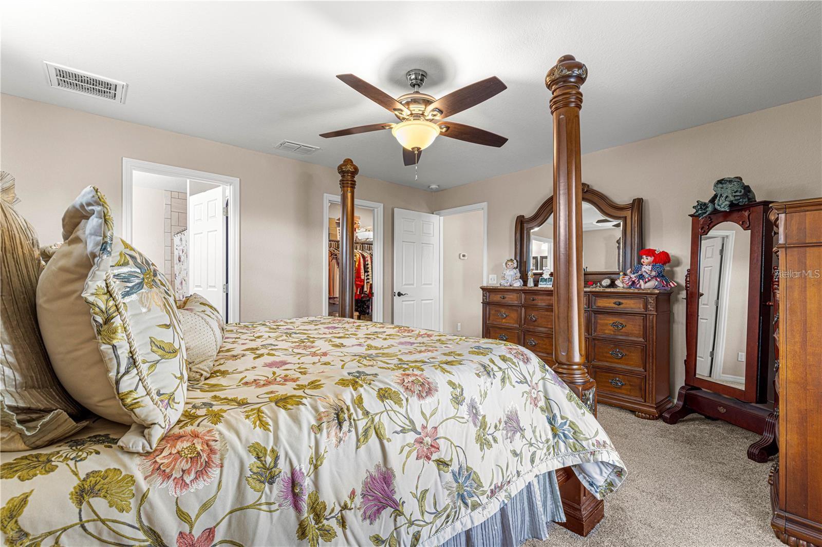 MARION OAKS - Residential