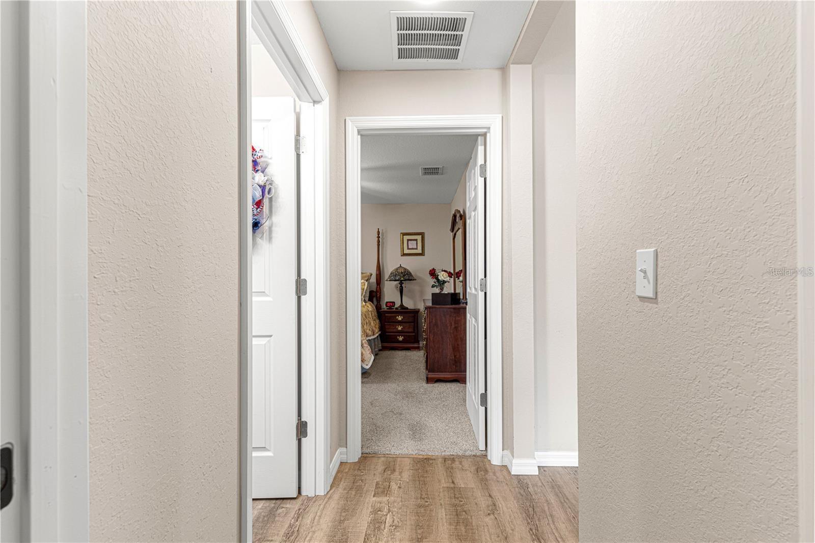 MARION OAKS - Residential