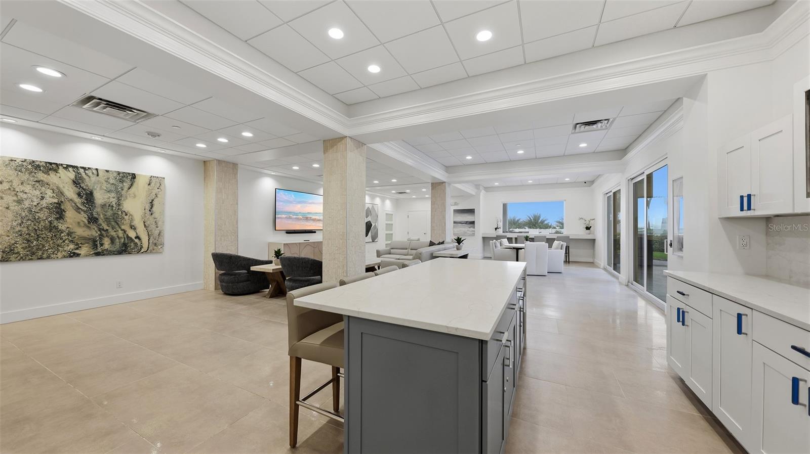 SIESTA TOWERS - Residential