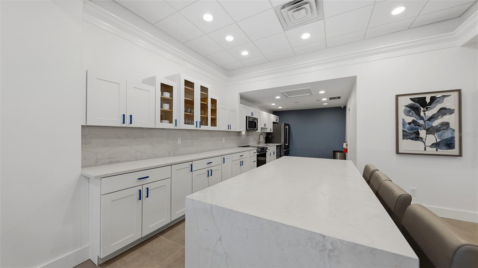 SIESTA TOWERS - Residential