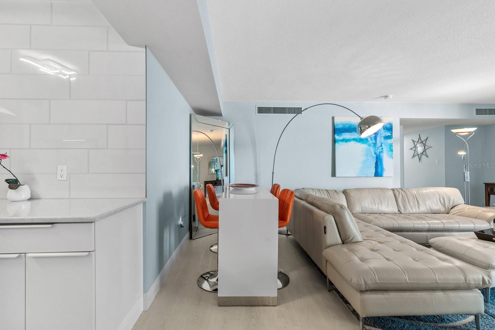 SIESTA TOWERS - Residential