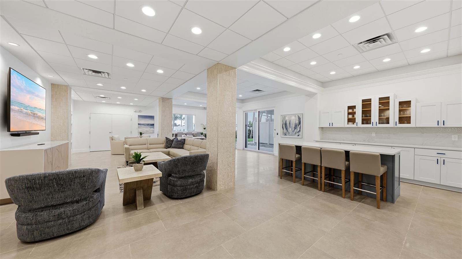 SIESTA TOWERS - Residential