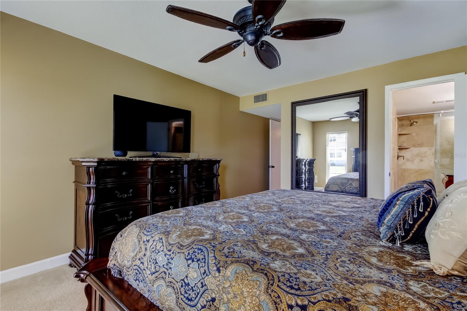 BEACH PLAZA CONDO - Residential