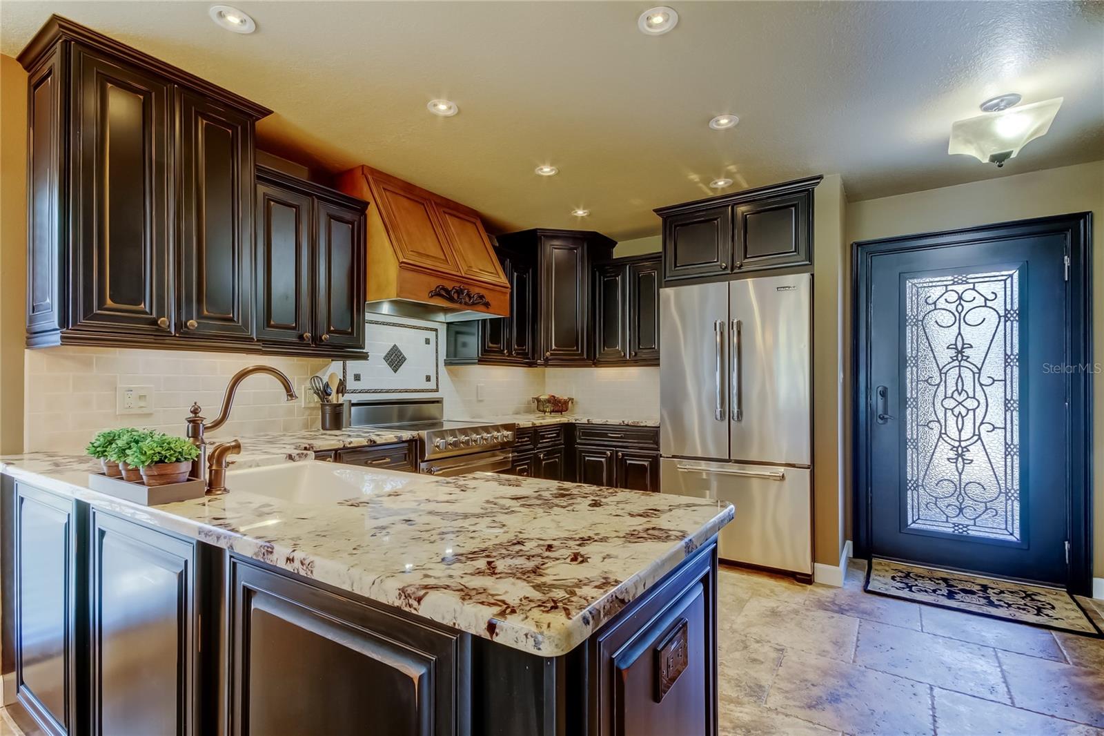 BEACH PLAZA CONDO - Residential