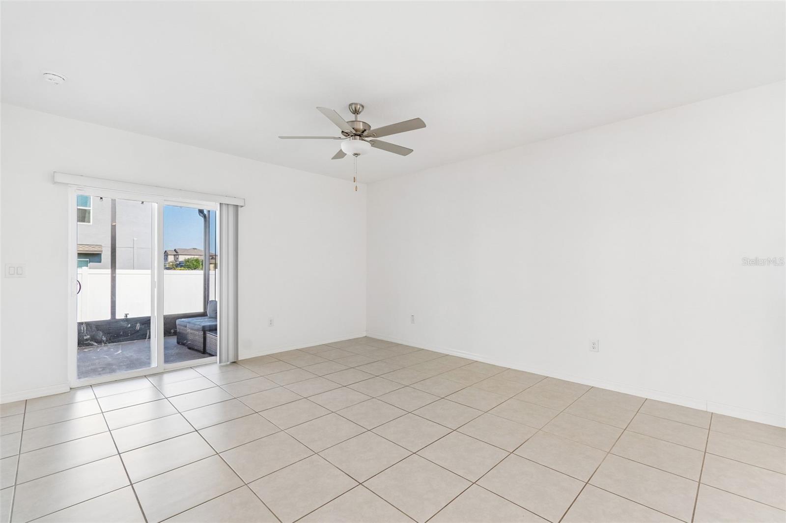 ABBOTT SQUARE PH 2 - Residential
