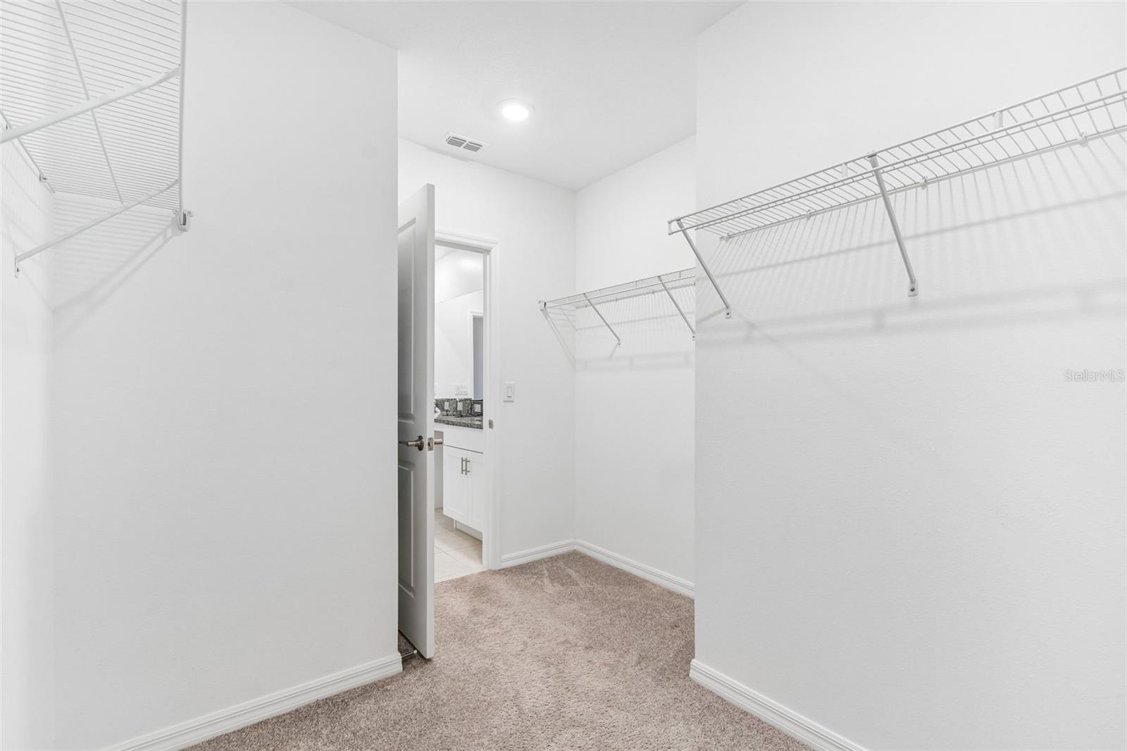 ABBOTT SQUARE PH 2 - Residential