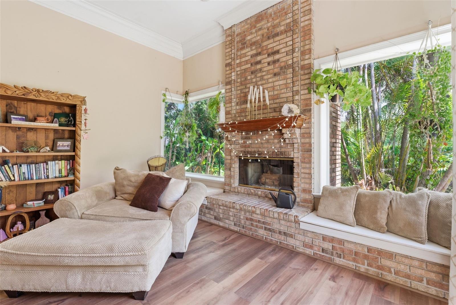 CHEVAL POLO & GOLF CL PHAS - Residential