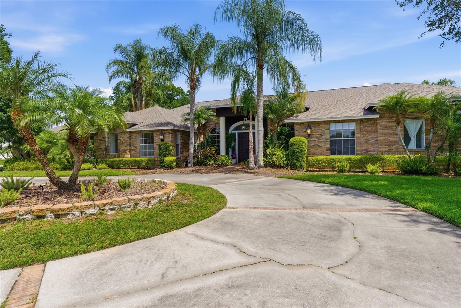 CHEVAL POLO & GOLF CL PHAS - Residential