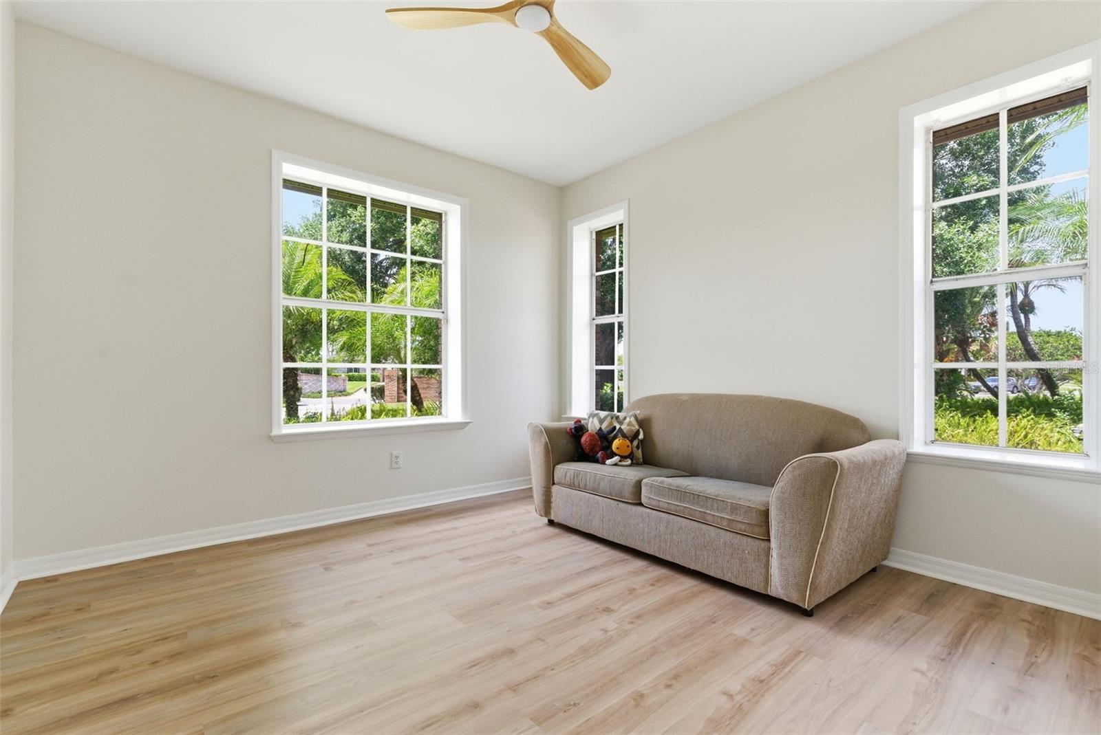 CHEVAL POLO & GOLF CL PHAS - Residential