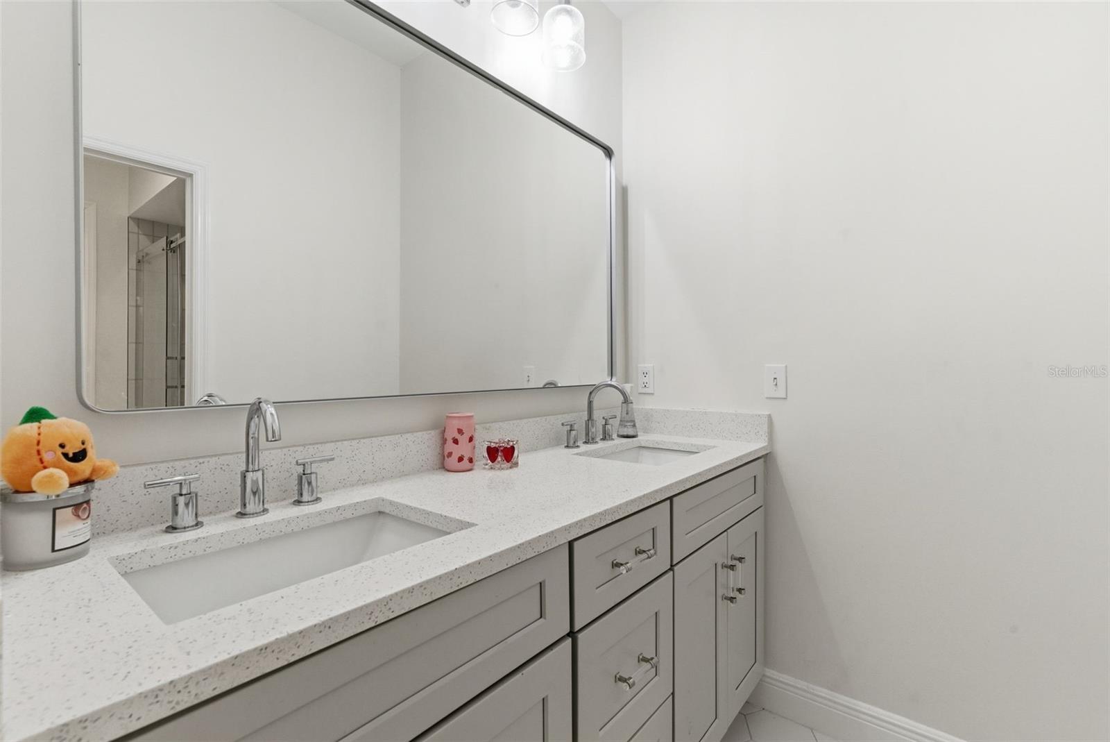 CHEVAL POLO & GOLF CL PHAS - Residential