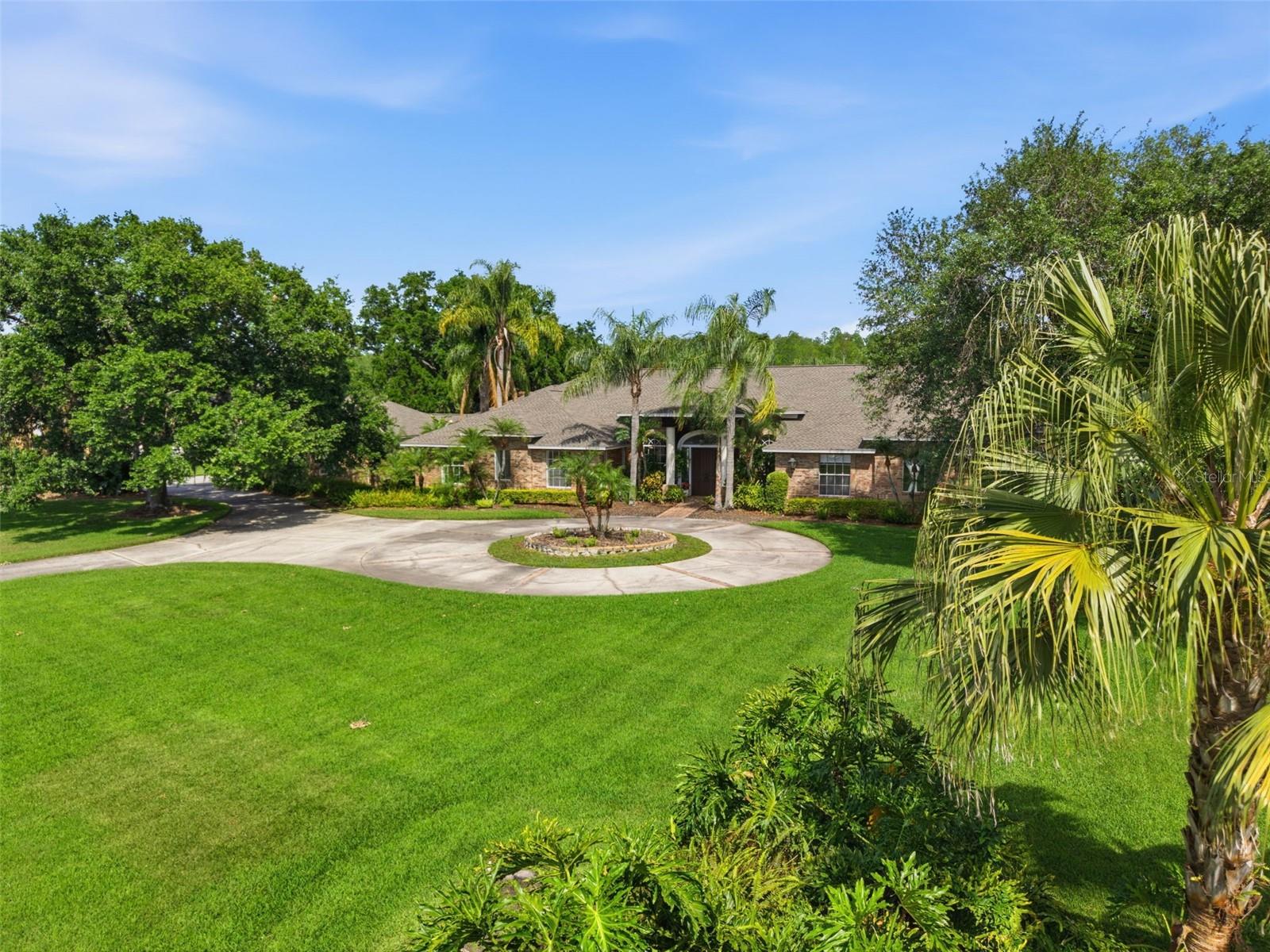 CHEVAL POLO & GOLF CL PHAS - Residential