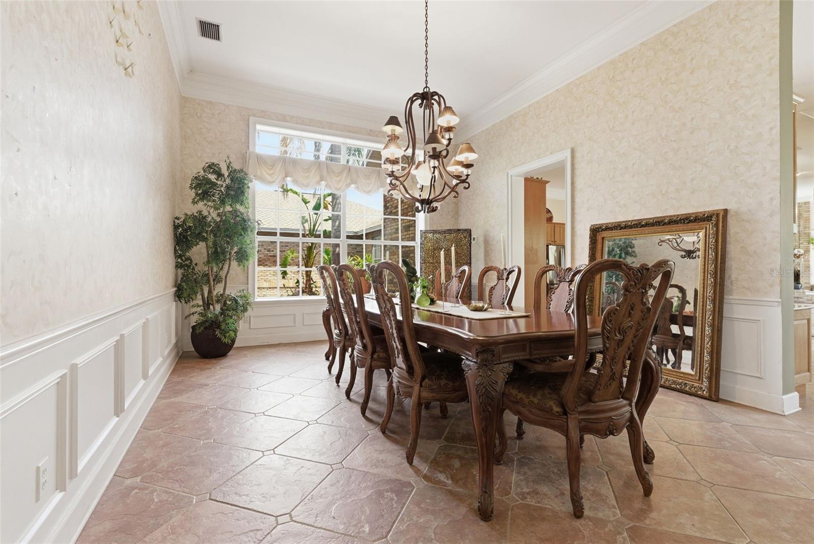 CHEVAL POLO & GOLF CL PHAS - Residential