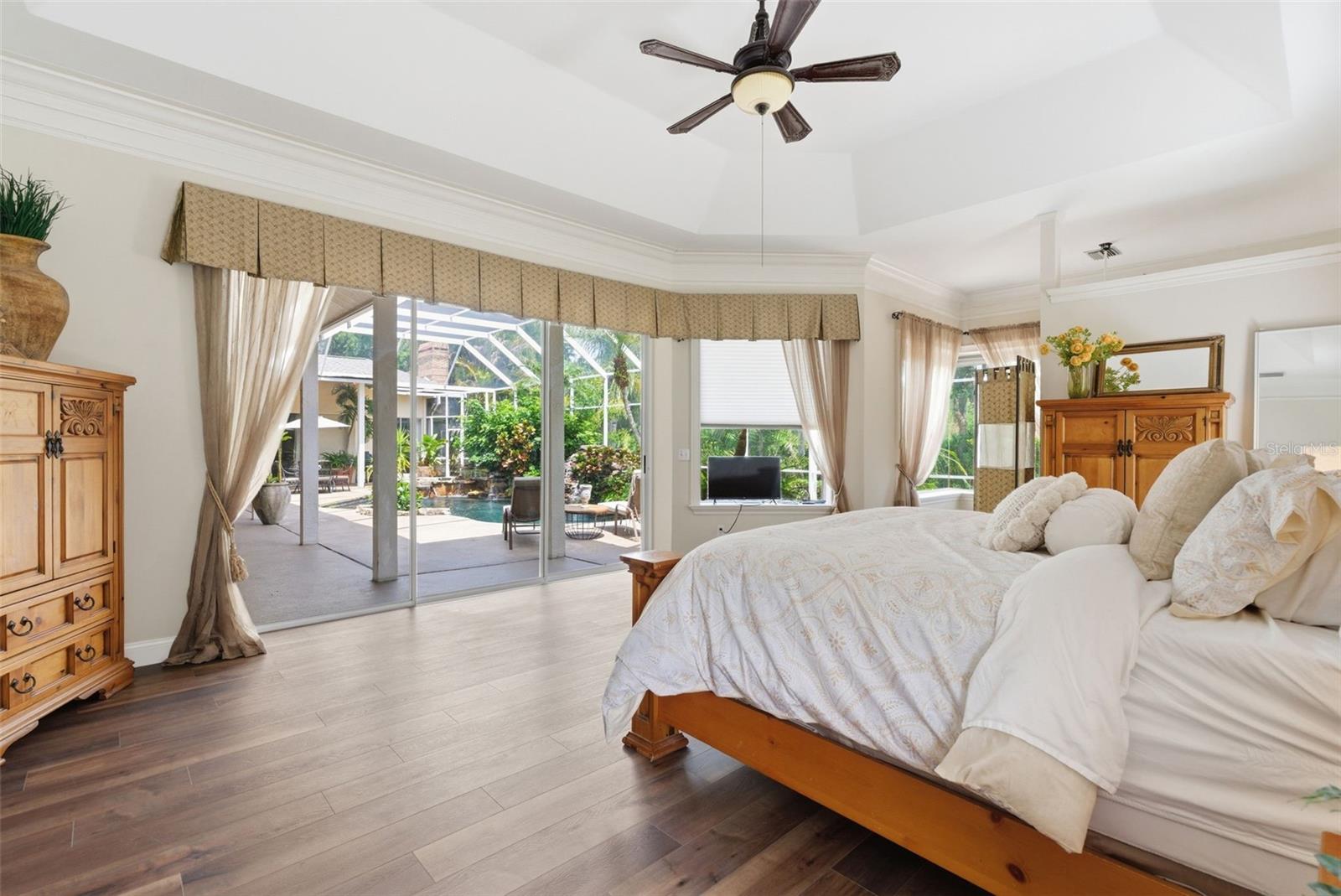 CHEVAL POLO & GOLF CL PHAS - Residential