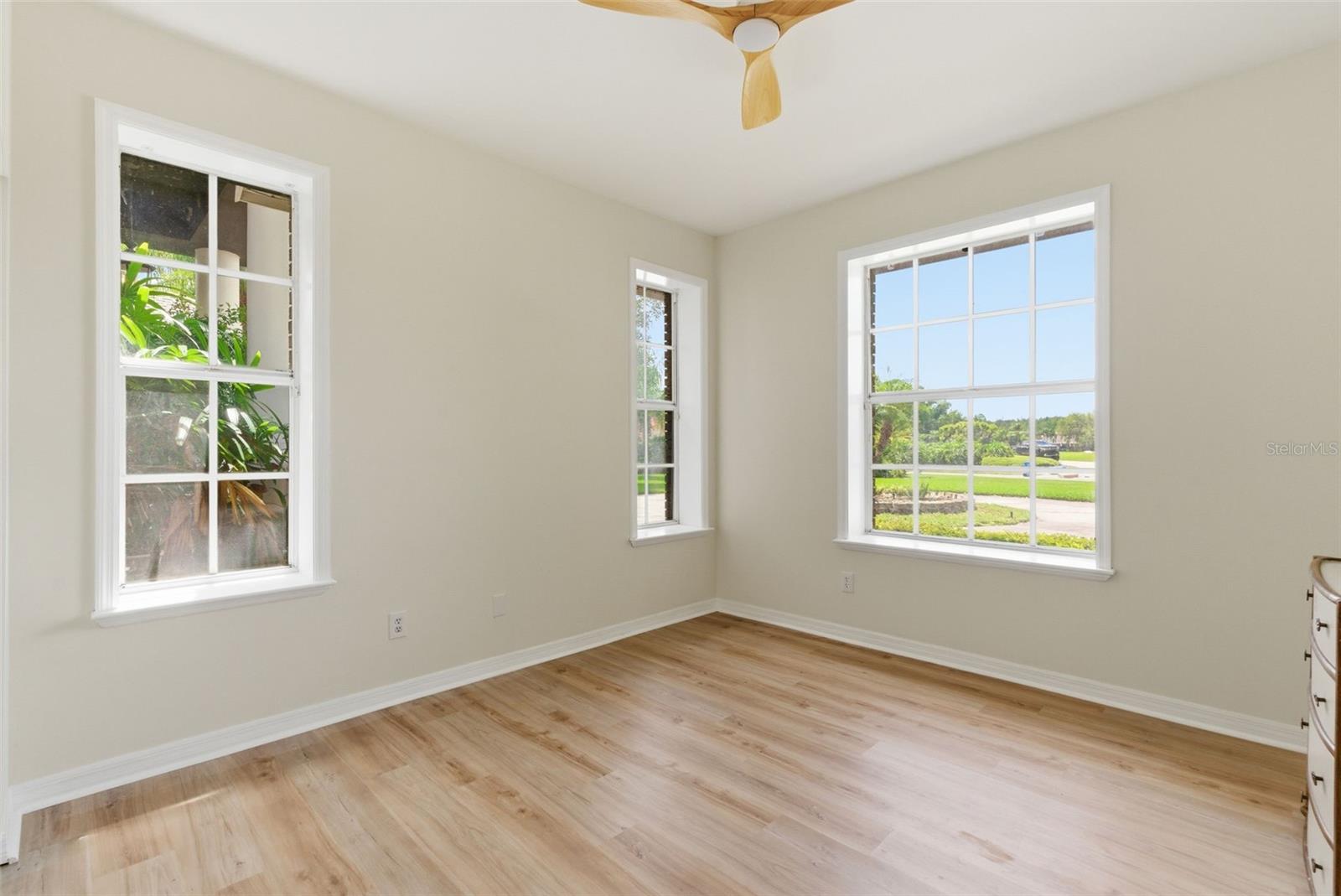 CHEVAL POLO & GOLF CL PHAS - Residential