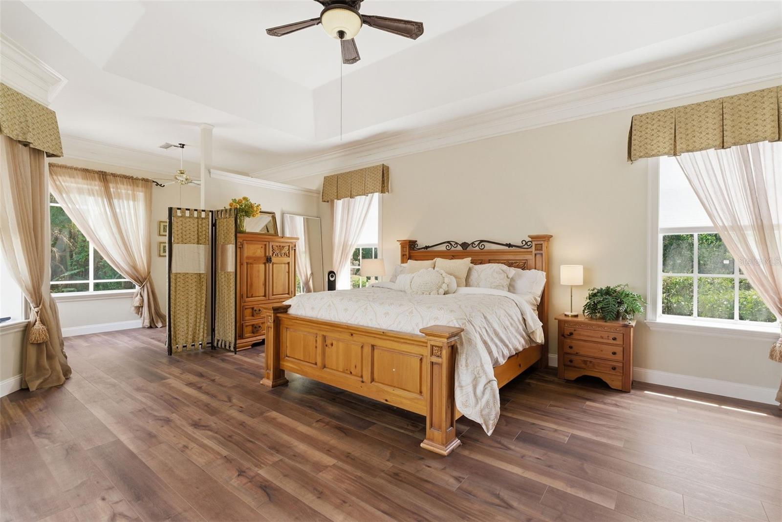 CHEVAL POLO & GOLF CL PHAS - Residential