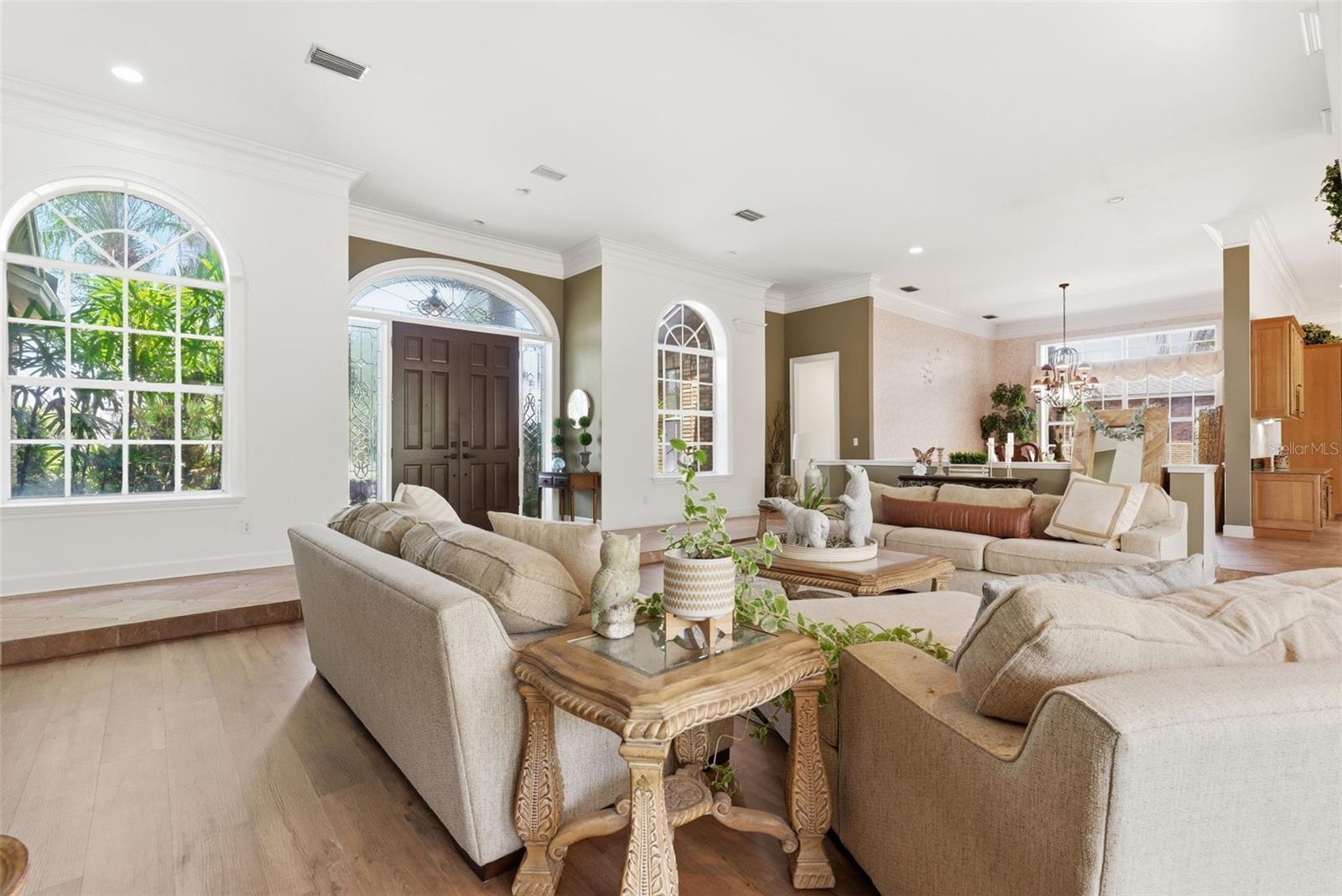 CHEVAL POLO & GOLF CL PHAS - Residential