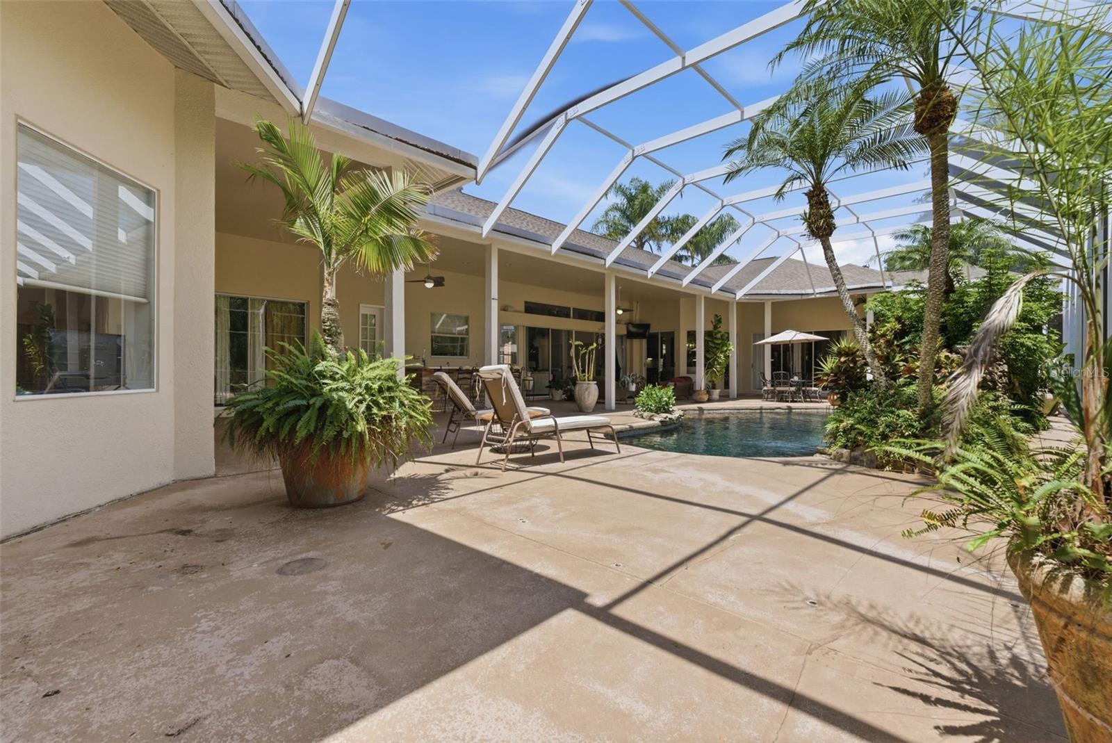 CHEVAL POLO & GOLF CL PHAS - Residential