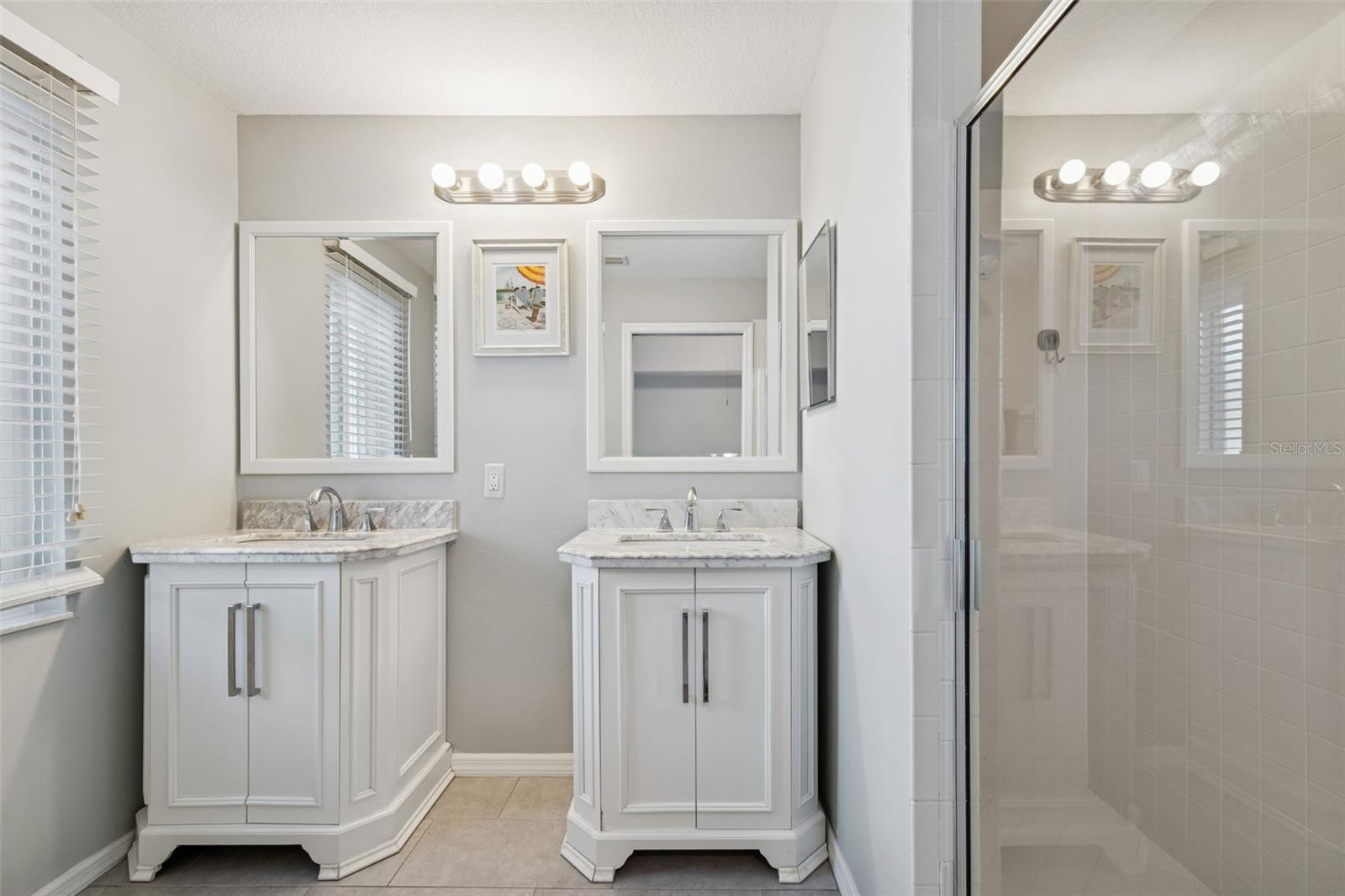 BECKETT BAY - Residential