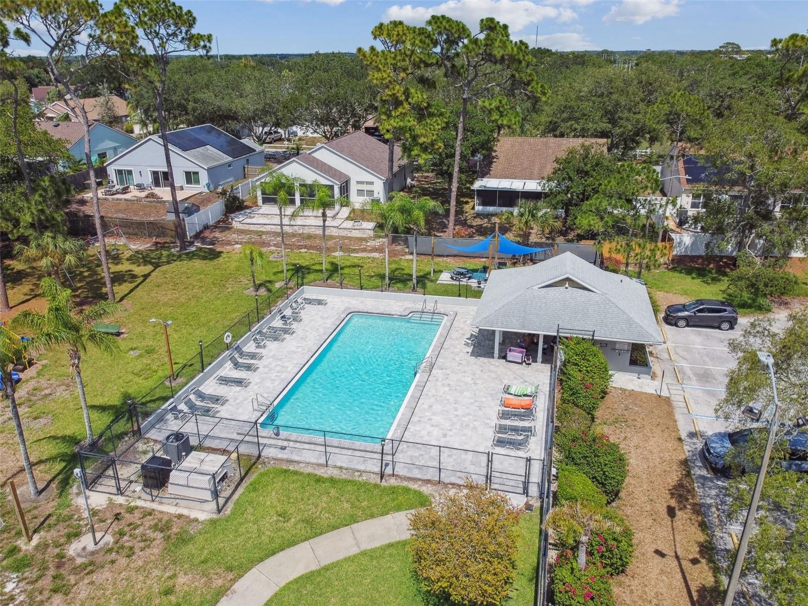 BECKETT BAY - Residential