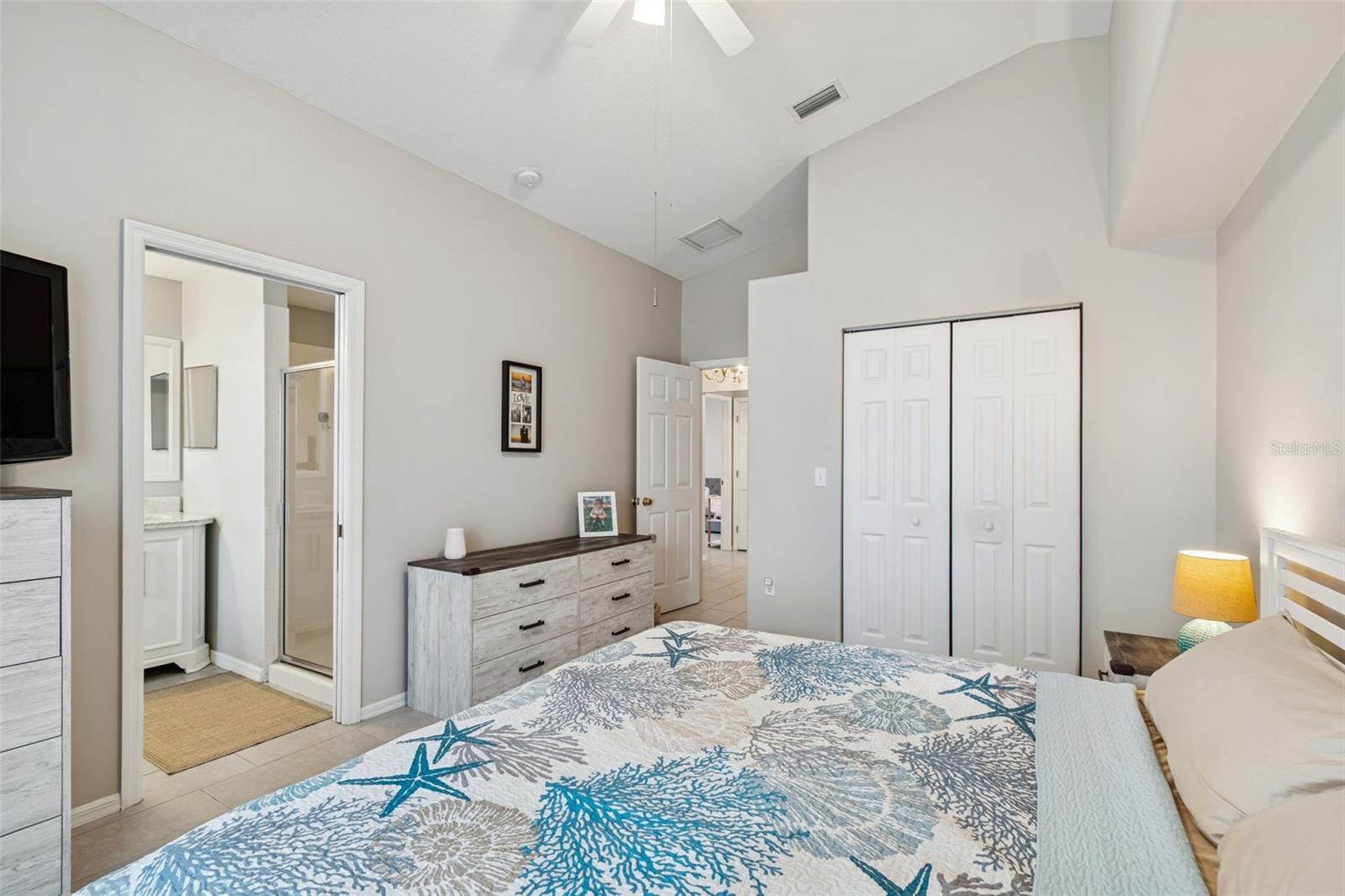 BECKETT BAY - Residential