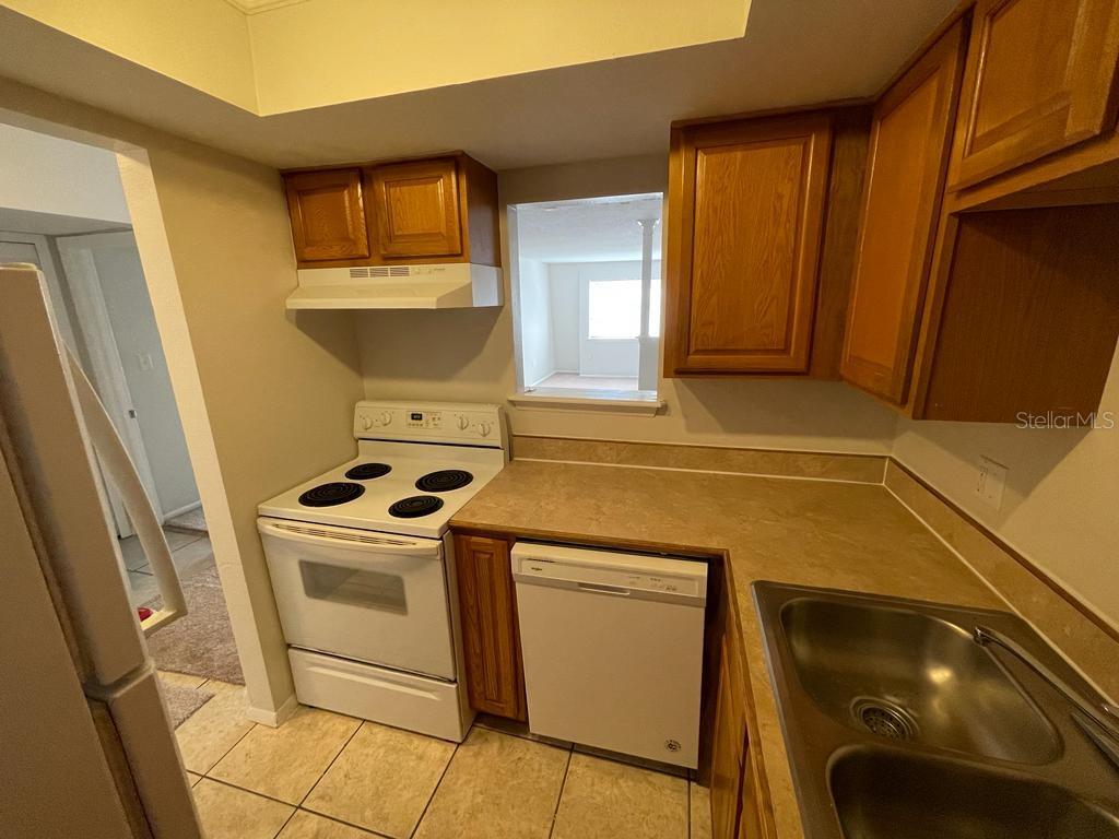 METRO/MICHIGAN PARK CONDO - Residential Lease