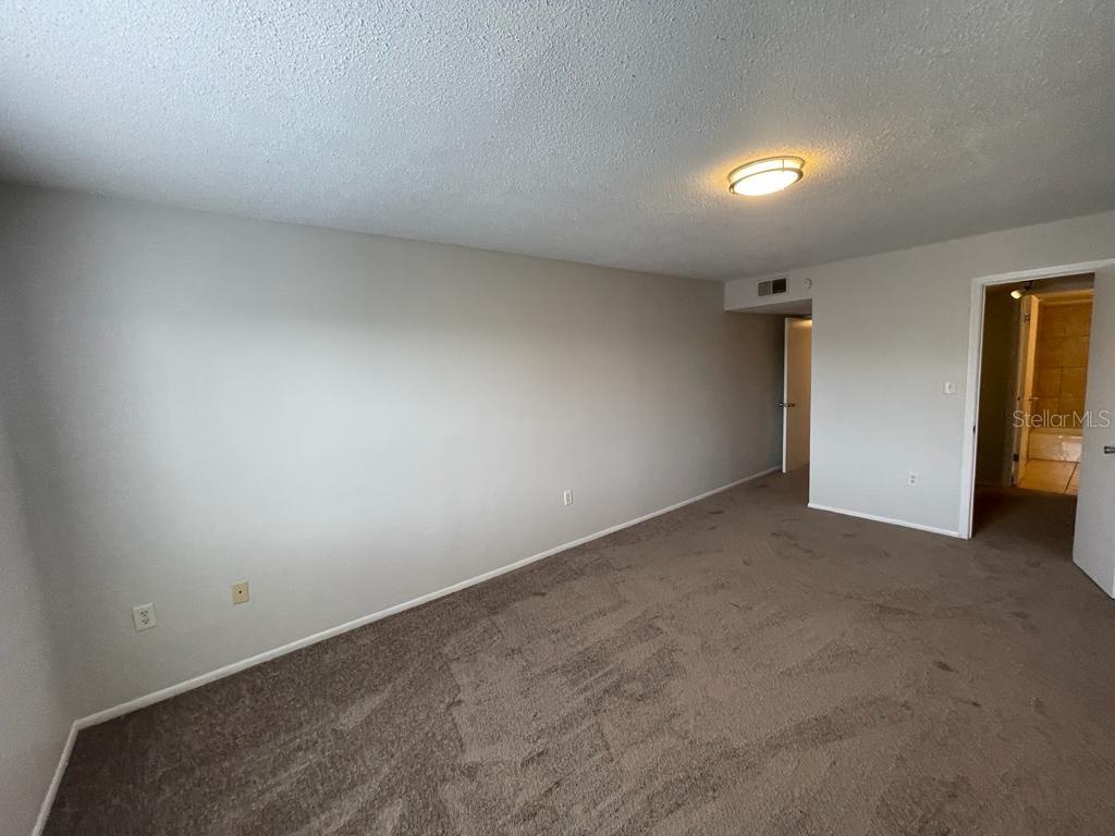 METRO/MICHIGAN PARK CONDO - Residential Lease