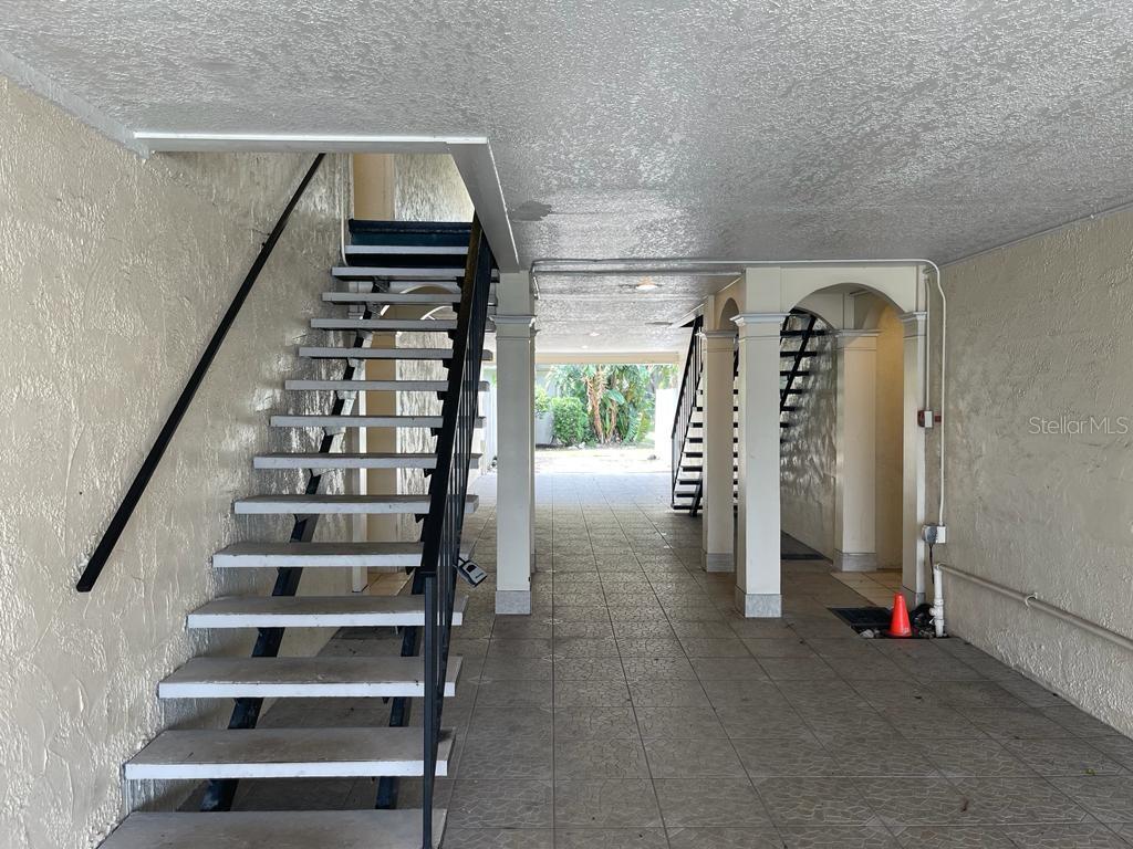 METRO/MICHIGAN PARK CONDO - Residential Lease