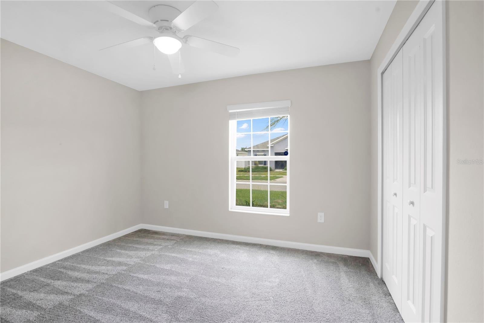 SAWGRASS BAY - Residential