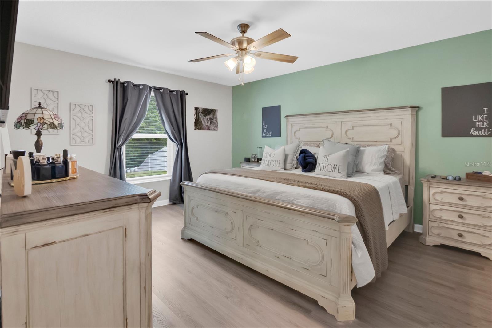 SAWGRASS BAY - Residential